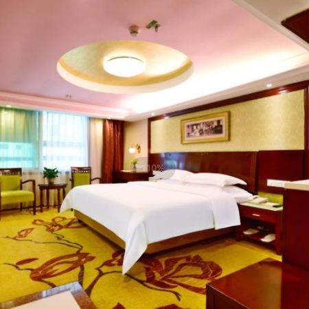 Vienna Hotel Shenzhen Railway Station Εξωτερικό φωτογραφία