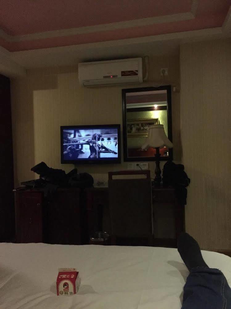 Vienna Hotel Shenzhen Railway Station Εξωτερικό φωτογραφία