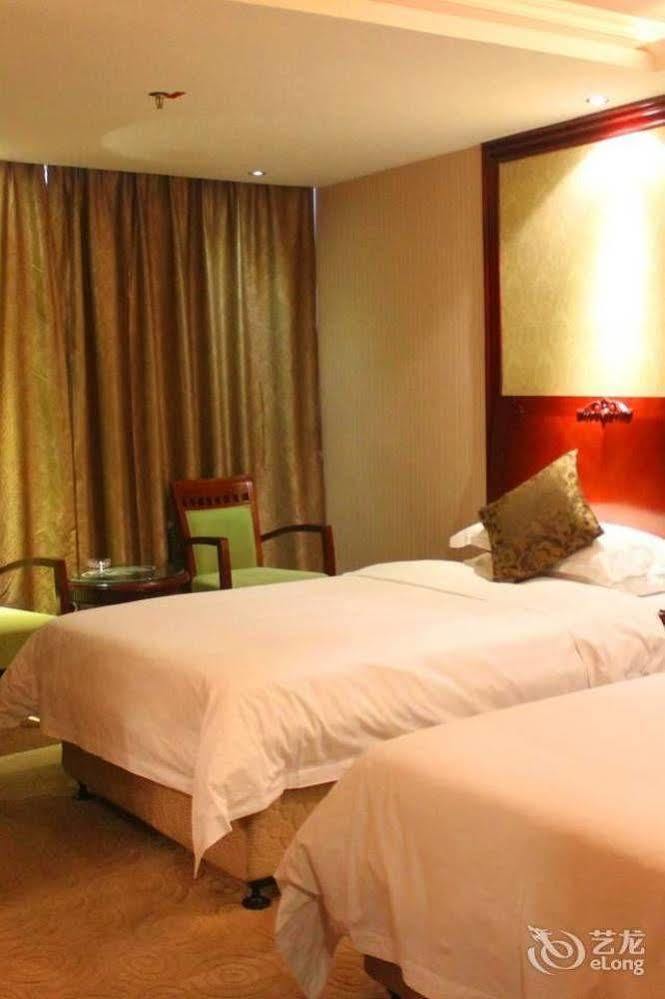 Vienna Hotel Shenzhen Railway Station Εξωτερικό φωτογραφία