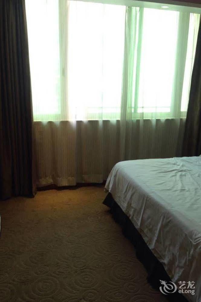 Vienna Hotel Shenzhen Railway Station Εξωτερικό φωτογραφία